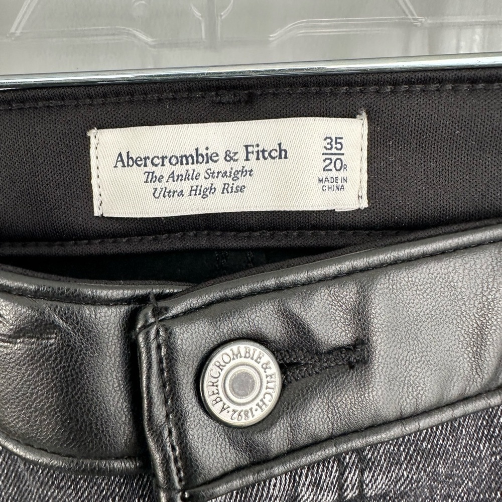 NWT Abercrombie‎ & Fitch Jeans 20r Faux Leather Ankle Straight Ultra High Rise - Picture 3 of 10
